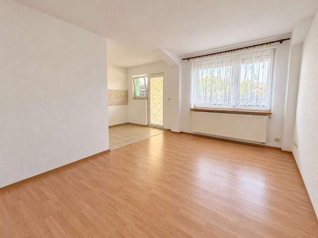 Ruhig gelegene 1,5 Zimmer Wohnung mit großem Balkon