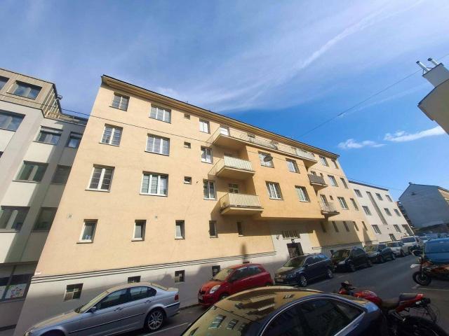 ruhig gelegene 1,5 Zimmer Wohnung nähe Westbahnhof zu VERKAUFEN