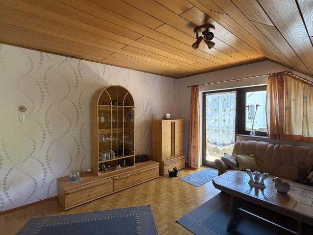 Ruhig gelegene 2 Zimmer Wohnung mit Südbalkon und Gartennutzung in Seligenstadt Froschhausen