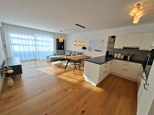ruhig gelegene, 2 Zimmer Neubauwohnung mit Terrasse & Loggia Nähe Kagraner Platz