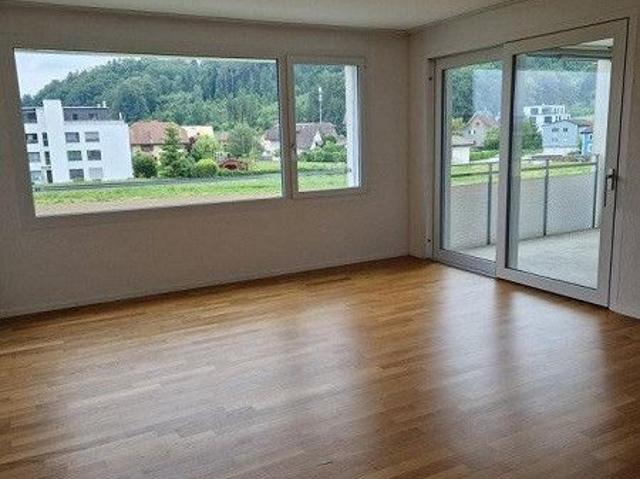 Ruhig gelegene 2.5 Zimmerwohnung sucht Sie!