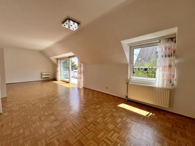 ruhig gelegene Terrassenmaisonette mit 2 großen Terrassen und Indoorpool