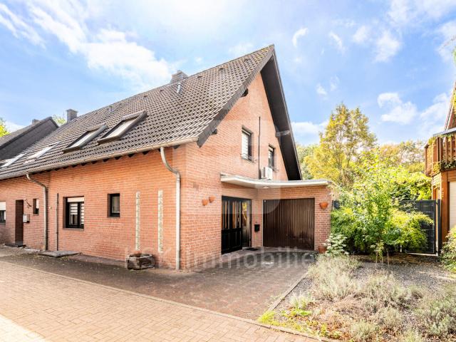 Ruhig gelegene Doppelhaushälfte in Bergheim Quadrath Ichendorf!