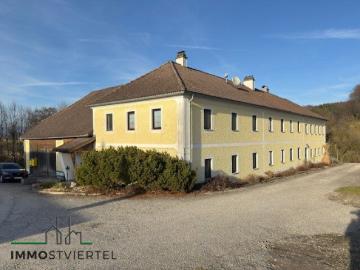 First Floor zum Verkauf in 3250 - Keller
