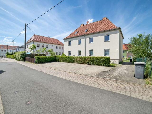 Ruhig gelegenes MFH als Kapitalanlage oder zum Eigennutz mit Entwicklungspotenzial in Borna Thräna!