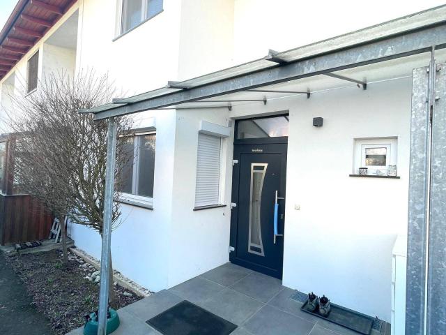 Ruhig gelegenes Reihenhaus mit Terrasse und Garten