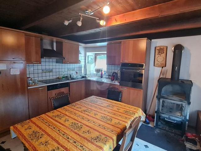 Ruhig, geräumig, mit terrasse