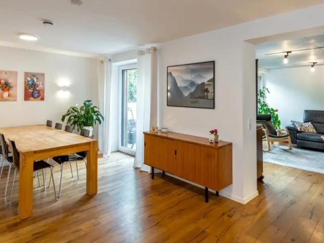 ‘‘Ruhig & grün: Helle 96m² Terrassen Wohnung mit moderner Ausstattung und guter Anbindung‘‘