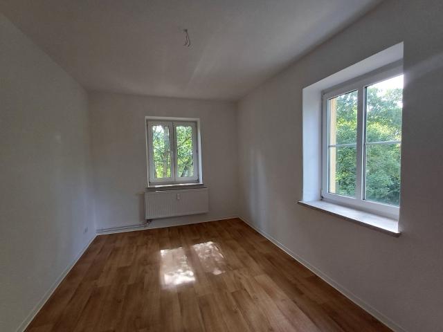 Ruhig in unmittelbar nahe dem MERSE CENTER wohnen 2. OG rechts