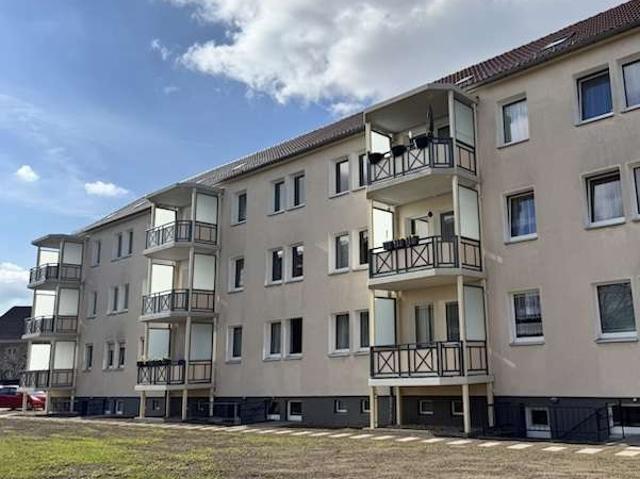 ruhige 3 Zimmerwohnung im Oberschoß mit Balkon SO13