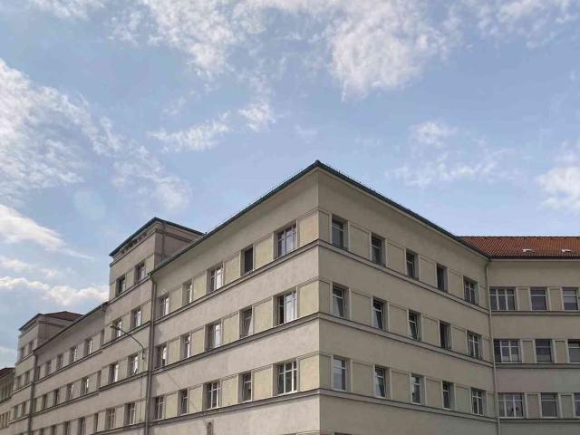 Ruhige 3 Zimmer Wohnung abgeschlossener begrünter Innenhof