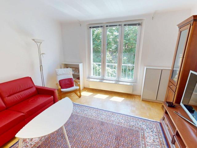 Ruhige 3 Zimmer Wohnung mit Blick ins Grüne