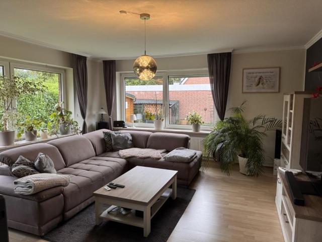 Ruhige 3 Zimmer Wohnung mit Garten, Terrasse und Platz zur freien Entfaltung!