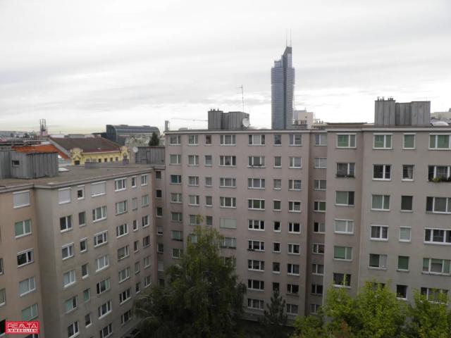 ruhige 3er WG Wohnung Nähe U Bahn