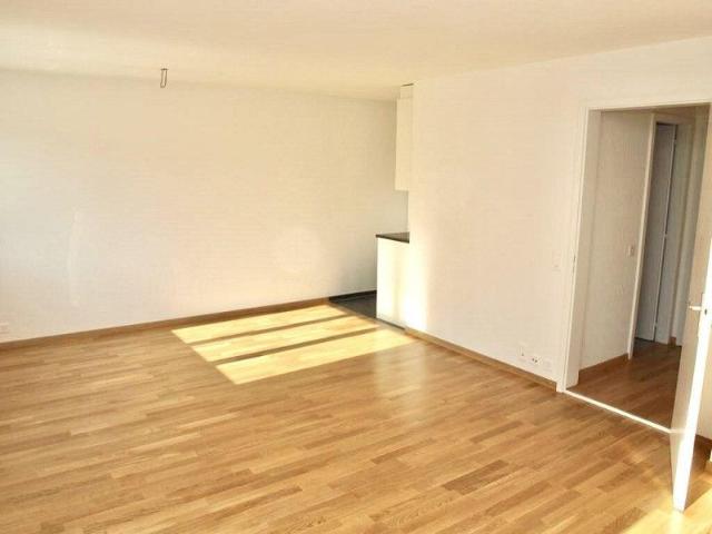 Ruhige 1.5 ZW à 28 m² zuoberst im 3. OG