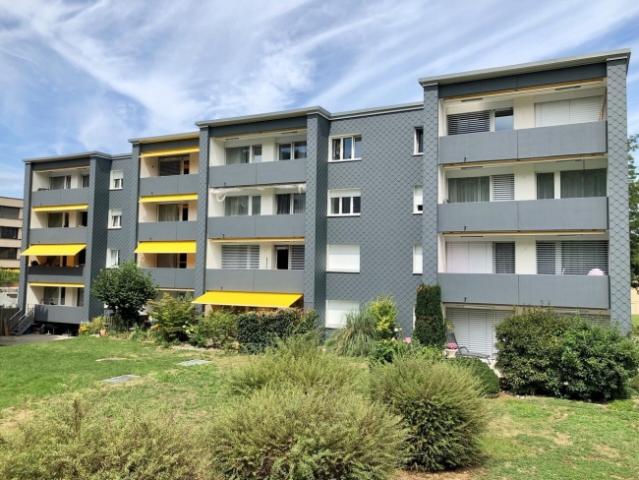 Ruhige 1.5 ZW à 28 m² zuoberst im 3. OG
