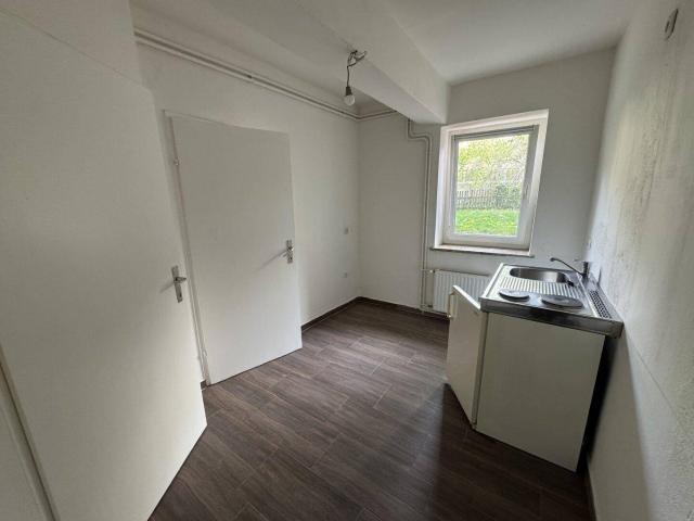 Ruhige 1 Zimmer Wohnung im Erdgeschoss mit Blick in den grünen Innenhof