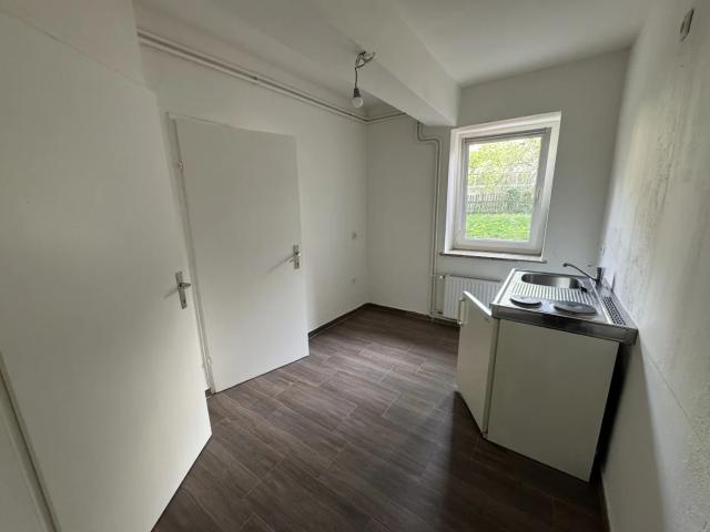 Ruhige 1 Zimmer Wohnung im Erdgeschoss mit Blick in den grünen Innenhof