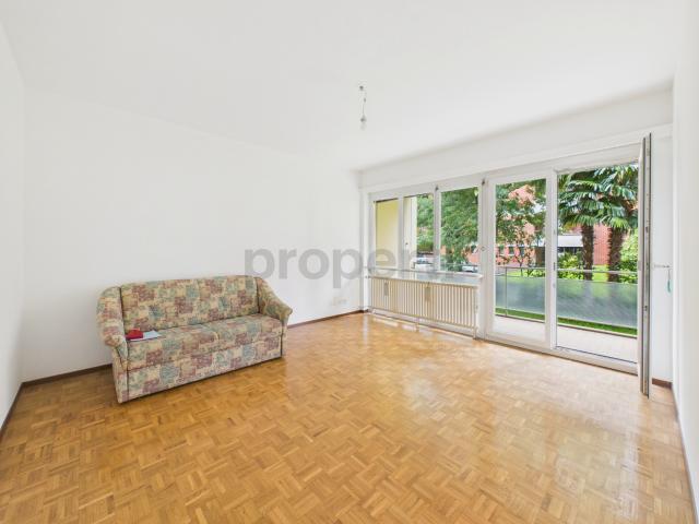Ruhige 2,5 Zimmer Wohnung in Agno / Zweitwohnsitz möglich /Vendiamo anche in Residenza Secondaria Tranquillo appartamento di 2,5 locali ad Agno