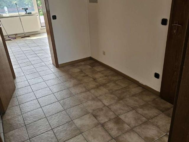 Ruhige 2,5 Zimmer Wohnung steht bereit