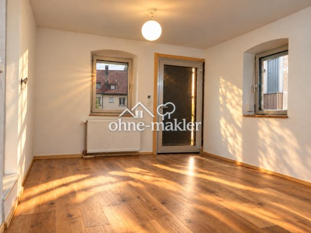 Ruhige 2 Zimmerwohnung in der Altstadt – modernisiert und mit Einbauküche