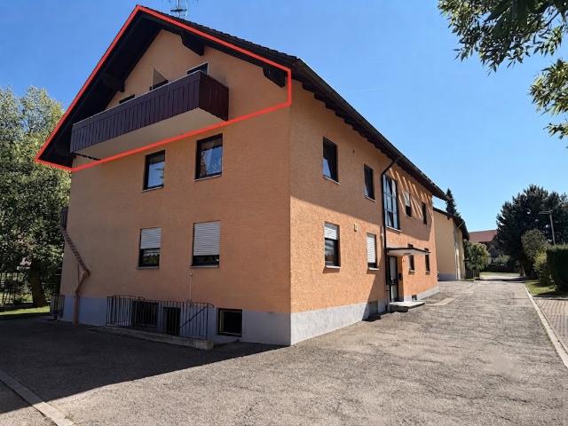 Ruhige 2 Zimmer Dachgeschosswohnung mit Balkon und Garage in Dorschhausen
