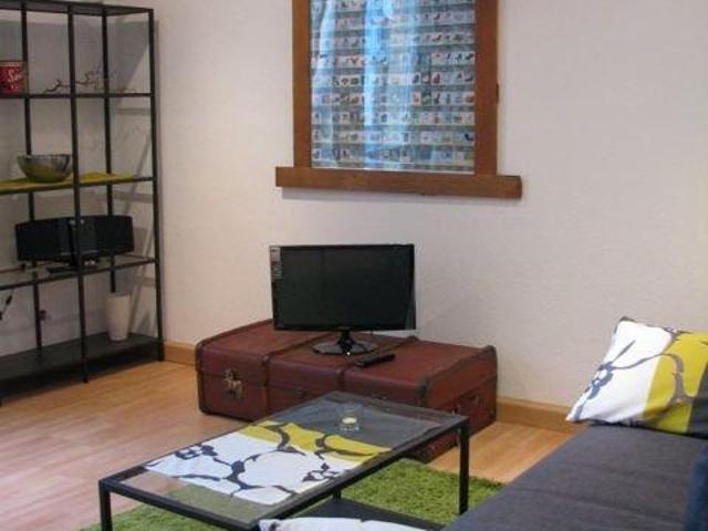 Ruhige 2 Zimmer Wohnung in Stuttgart Süd – U Bahn 2 Min. Hbf 7 M
