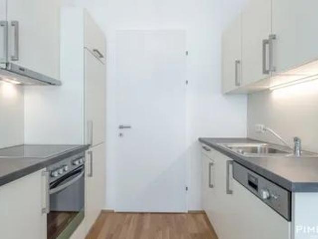 RUHIGE 2 ZIMMER WOHNUNG MIT BALKON NAHE U1!
