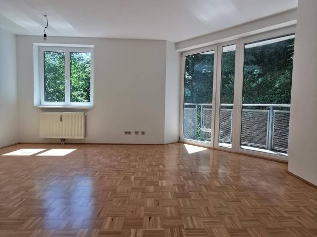 Ruhige 2 Zimmer Wohnung mit Balkon und Grünblick am Wolfersberg – gepflegtes Wohnen in angenehmer Umgebung