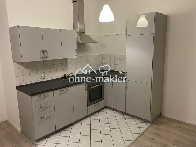 Ruhige 2 Zimmer Wohnung mit Balkon und hochwertiger Einbauküche in Stadtfeld Ost