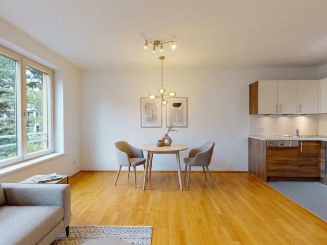 Ruhige 2 Zimmer Wohnung mit Grünblick nahe Schönbrunn