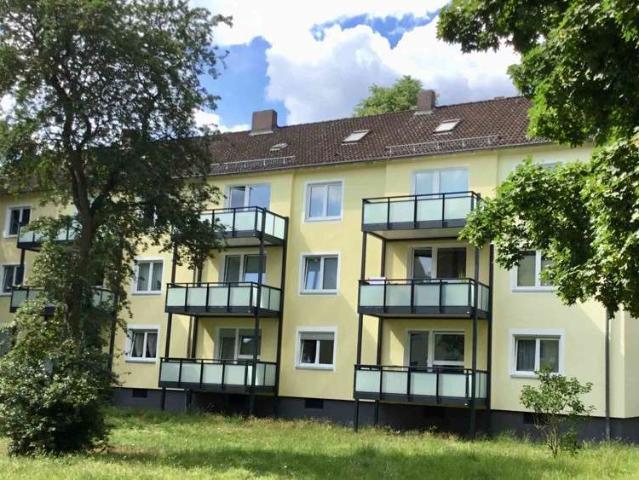 Ruhige 2 Zimmer Wohnung mit Tageslichtbad und Balkon