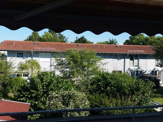 Ruhige 2 Zimmer Wohnung Ottobrunn – Balkon, EBK, TG, bezugsfrei
