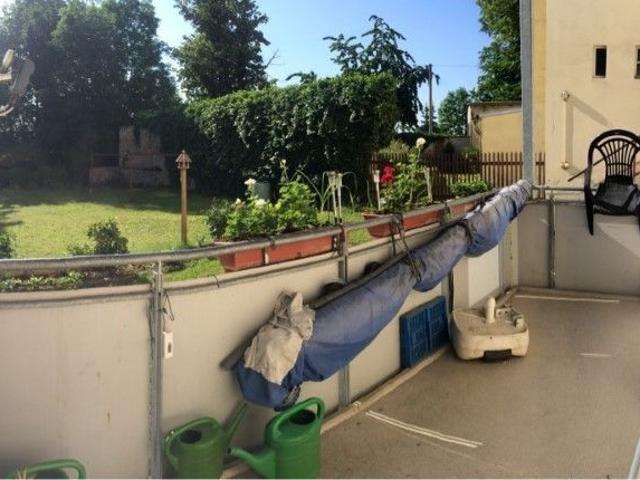 ruhige 2 Raumwohnung im Souterrain mit Balkon in grüner Lage !
