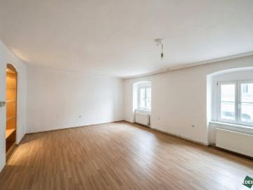 Ruhige 4 Zimmer Wohnung mit Terrasse