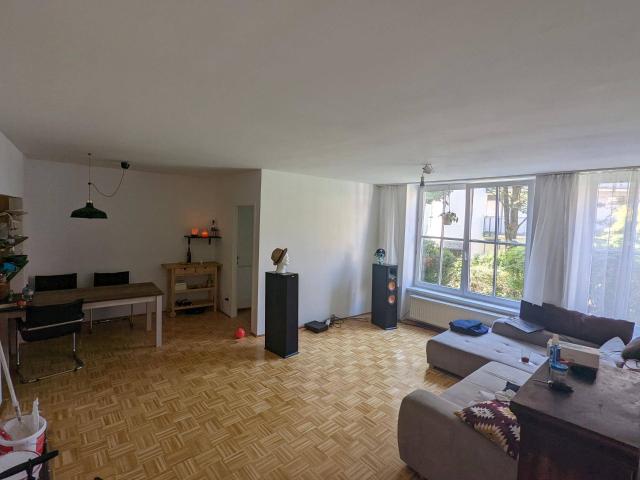 Ruhige 79 m² 3 Zimmer Wohnung in Itzling | Parkplatz & Gartennutzung | privat