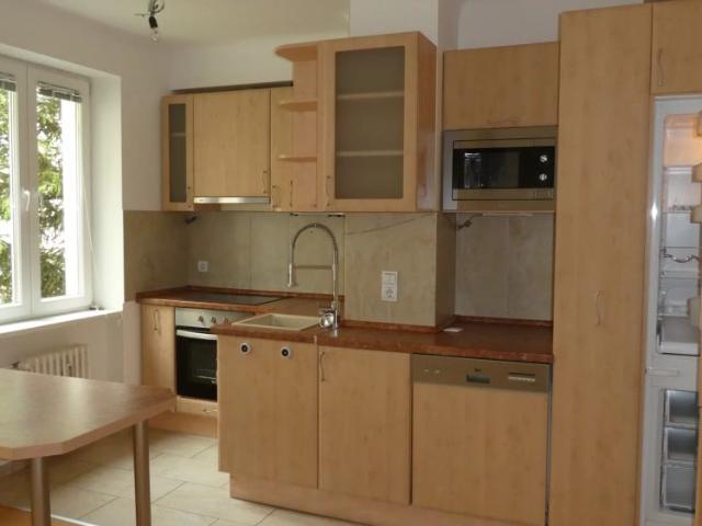 Ruhige, angenehm kühle Wohnung in der Ferrogasse