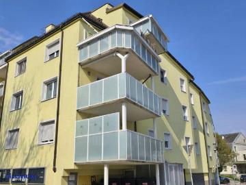 Großer Balkon trifft perfekte Lage ruhig wohnen. Schnell in Wien