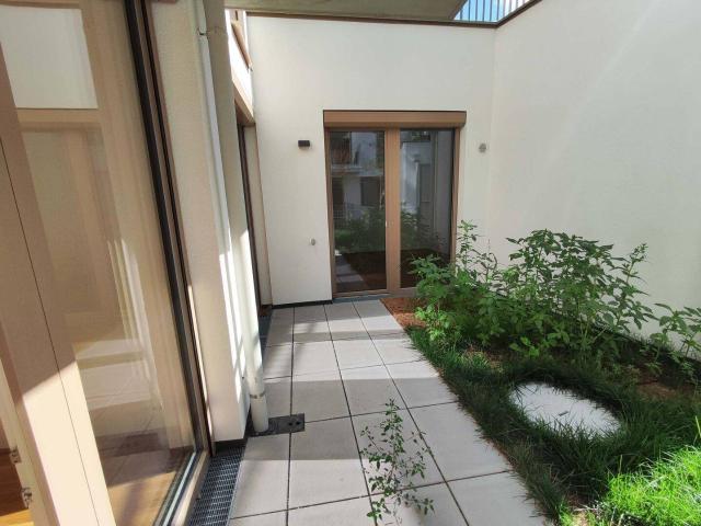RUHIGE GARTENWOHNUNG! NEUBAU 3 Zimmer ERSTBEZUG mit Terrasse! Top 2/2