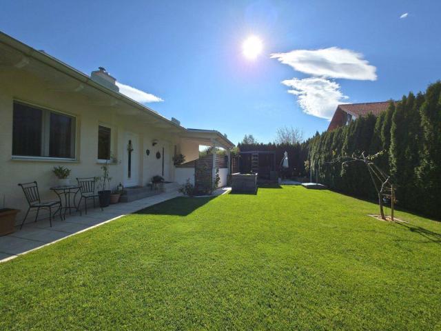 Ruhige Doppelhaushälfte mit sonnigem Garten!
