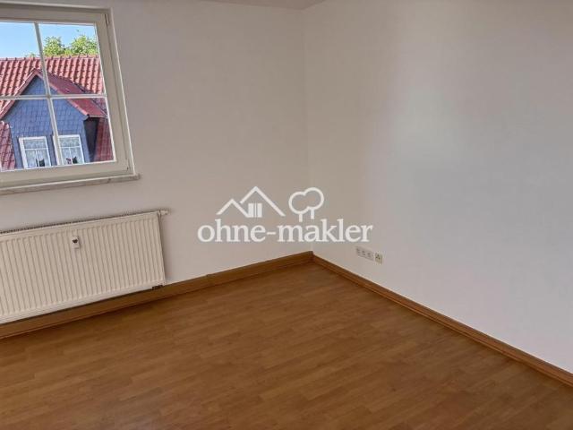 ruhige Dachgeschosswohnung mit hellen Räumen