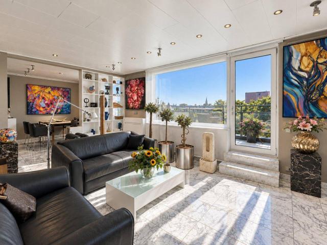 RUHIGE DG WOHNUNG MIT 2 TERRASSEN | 3 Zimmer | ca. 108 m² gew. WFL | ca. 39 m² Terrassen | 5. Liftstock | Klimaanlage | Gartennutzung | Top Öffi Anbindung