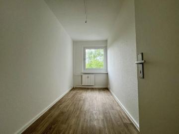 Ruhige Etagenwohnung mit Balkon, ideal für Familien und kurze Wege zu Schulen