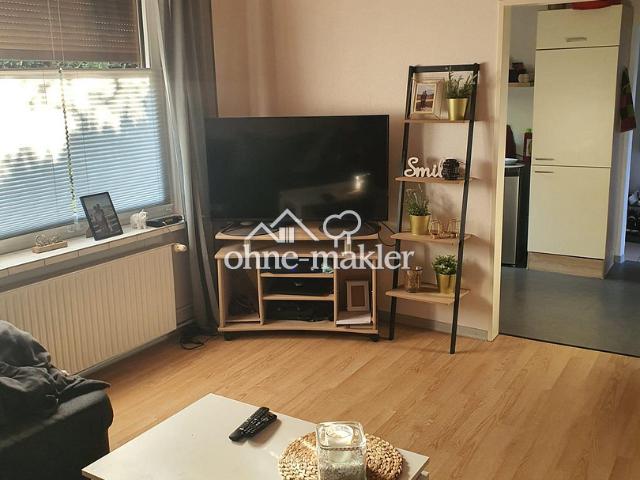 Ruhige kleine 2 Zimmerwohnung im Erdgeschoss mit Stellplatz und Gartenanteil
