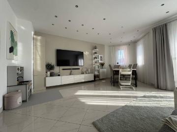 Ruhige helle 3 Zimmer Wohnung mit Balkon nahe Wien