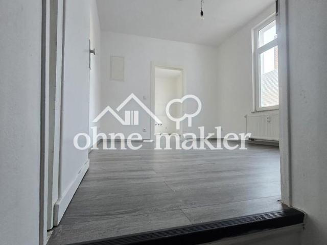 Ruhige helle 2 Zimmer Wohnung im 1. Obergeschoss im Innenhof in Duisburg Alt Homberg