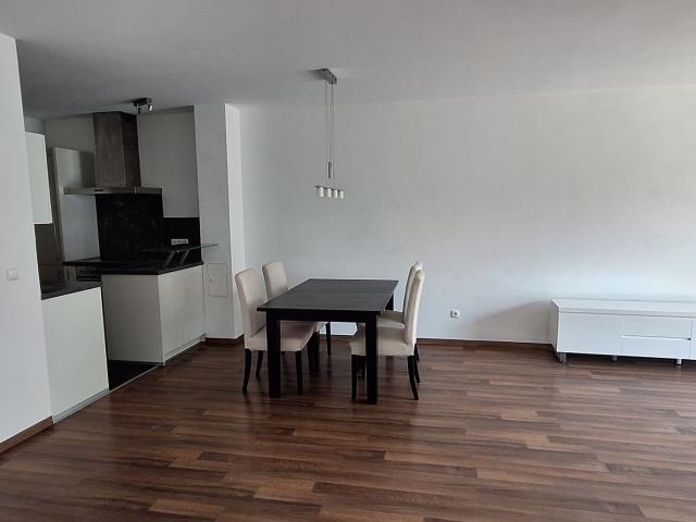 Ruhige, Helle, 80,80M² 2 Zimmer Wohnung + 24M² Terrasse