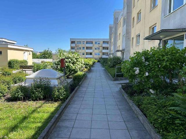Ruhige Innenhoflage, beste Anbindung: vermietete 2 Zimmer Wohnung in Sendling