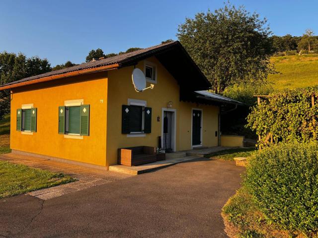 Ruhige Oase im Schwarzautal: Charmantes 65 m² Haus am Sonnenhang zur Miete