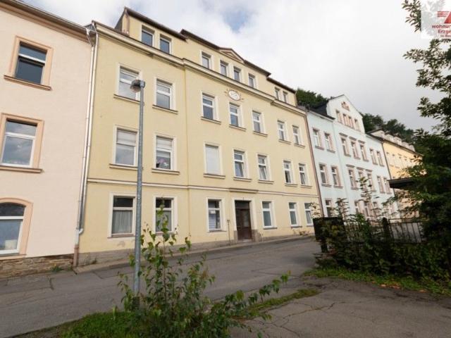 Ruhige Lage in Annaberg OT Buchholz gemütliche 3 Raum Wohnung PKW Stellplatz Terrasse !